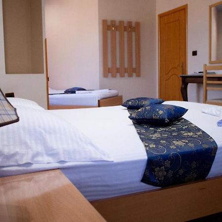 Alvero Hotel Përmet Eksteriør billede