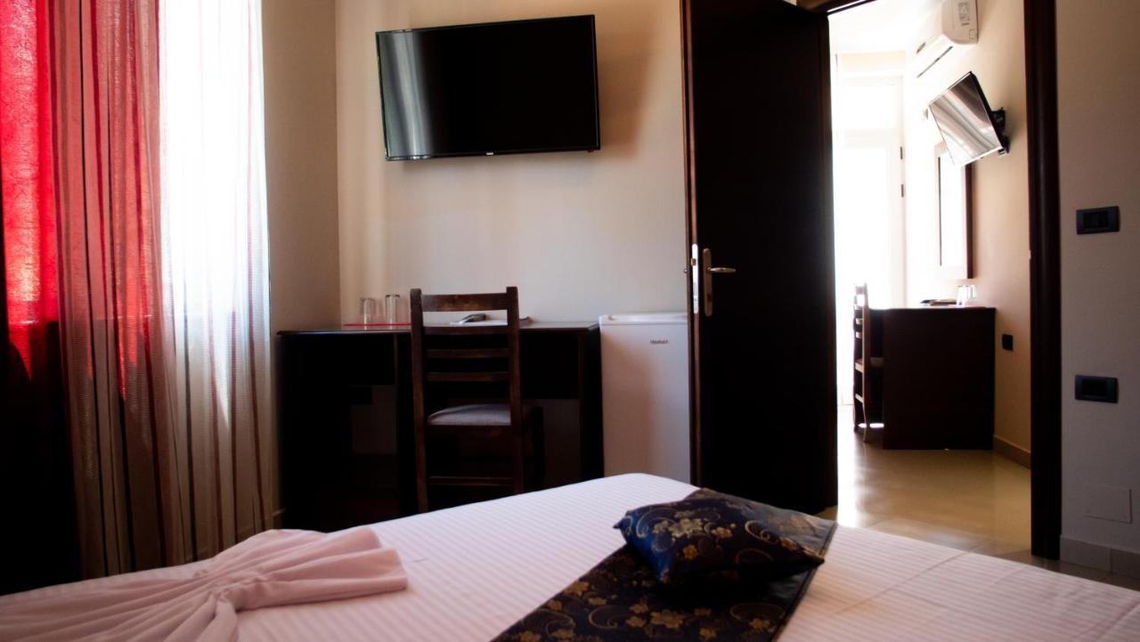 Alvero Hotel Përmet Eksteriør billede